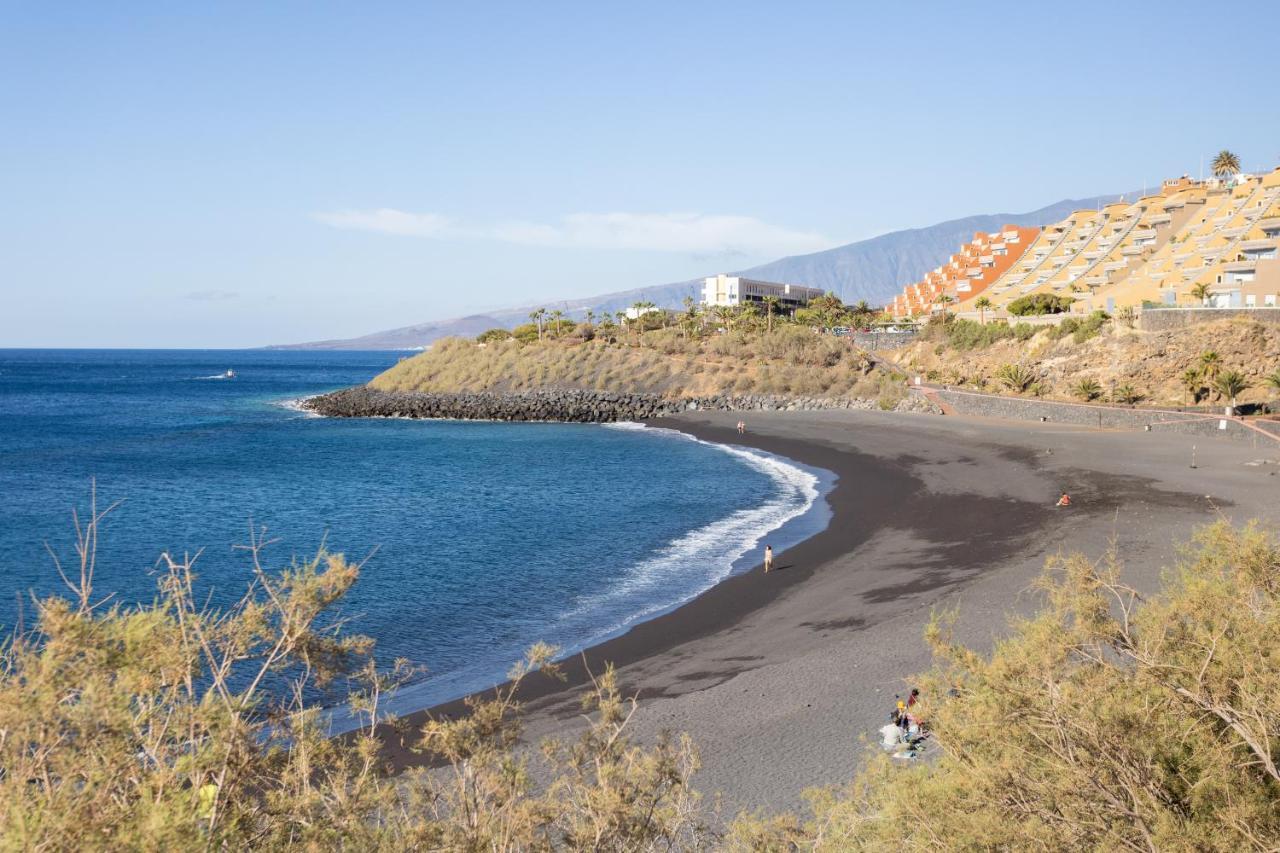 Home2Book Comfy Beachfront Radazul Luaran gambar
