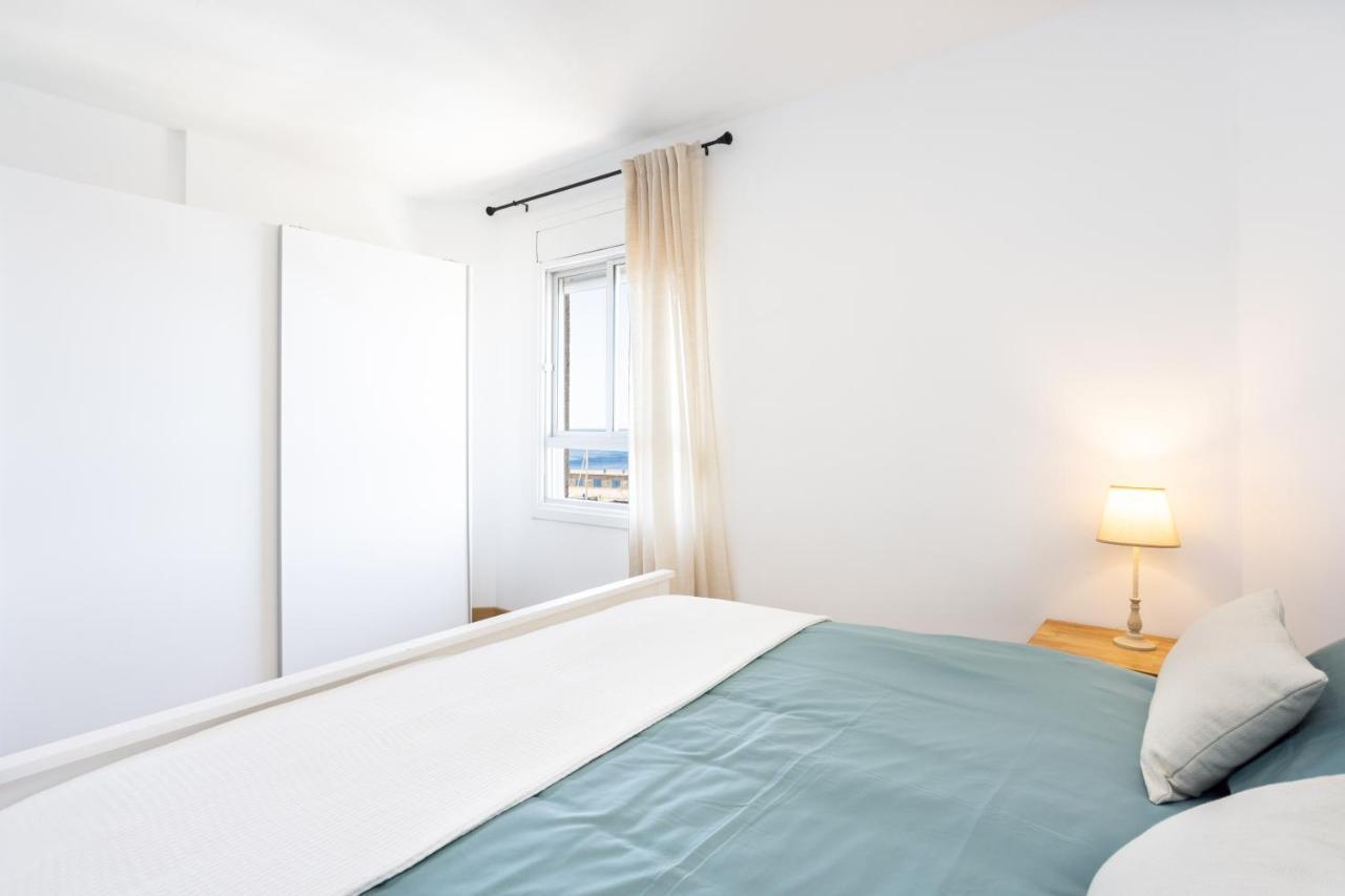Home2Book Comfy Beachfront Radazul Luaran gambar